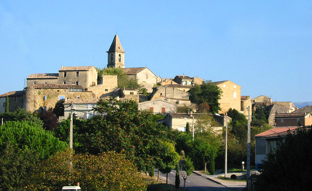 village of mirabel aux baronnies