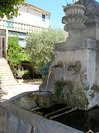 fontaine de saint pantaléon les vignes