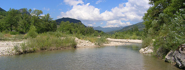 rivière drôme provençale