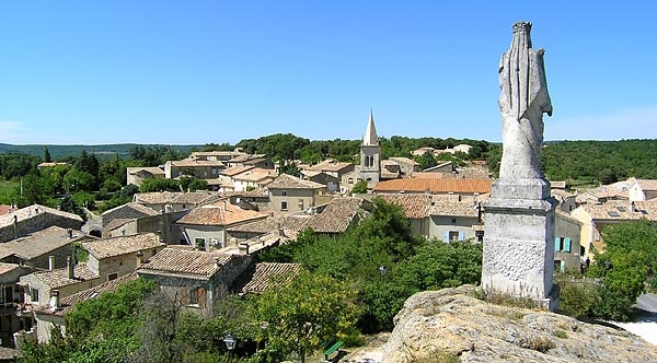 village de réauville en drôme provençale