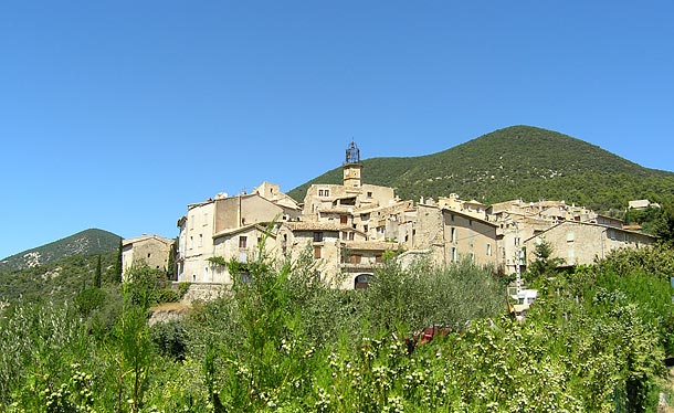 village de venterol en drôme provençale