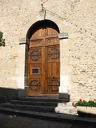 door church of vinsobres